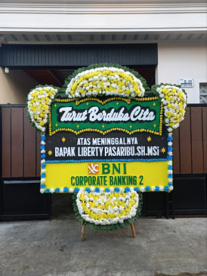 Papan Bunga Duka di Lakologou