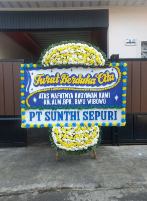 Papan Bunga Duka di Lakologou