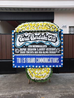 Papan Bunga Duka di Lakologou